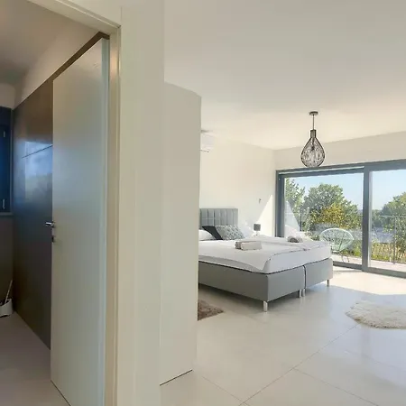 Willa Valdo Marčana